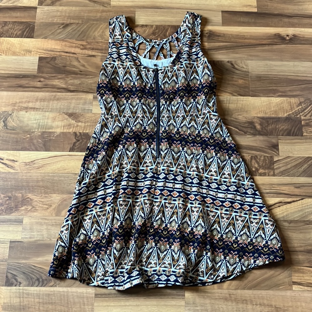 Miss Me Women’s Knee Length Dress, Size M - Picture 7 of 8